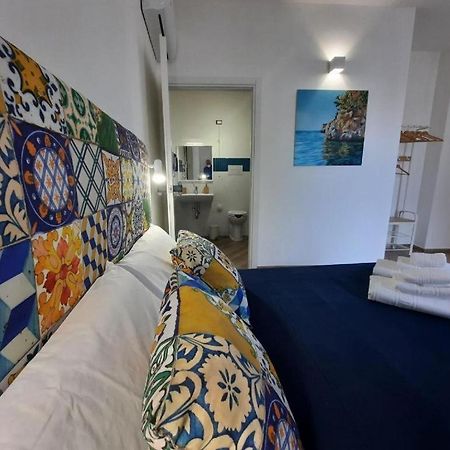 B&B Lastracu Кастелламмаре-дель-Голфо Экстерьер фото